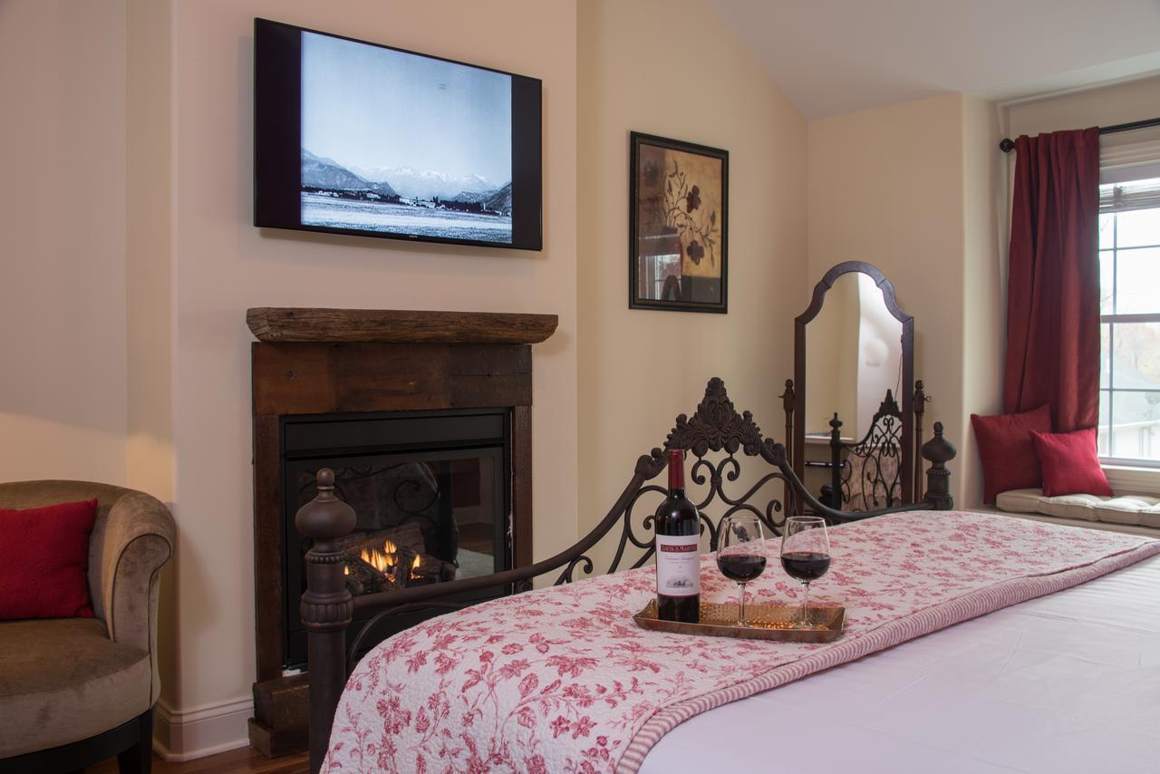 Caldwell House Bed And Breakfast Salisbury Mills ภายนอก รูปภาพ
