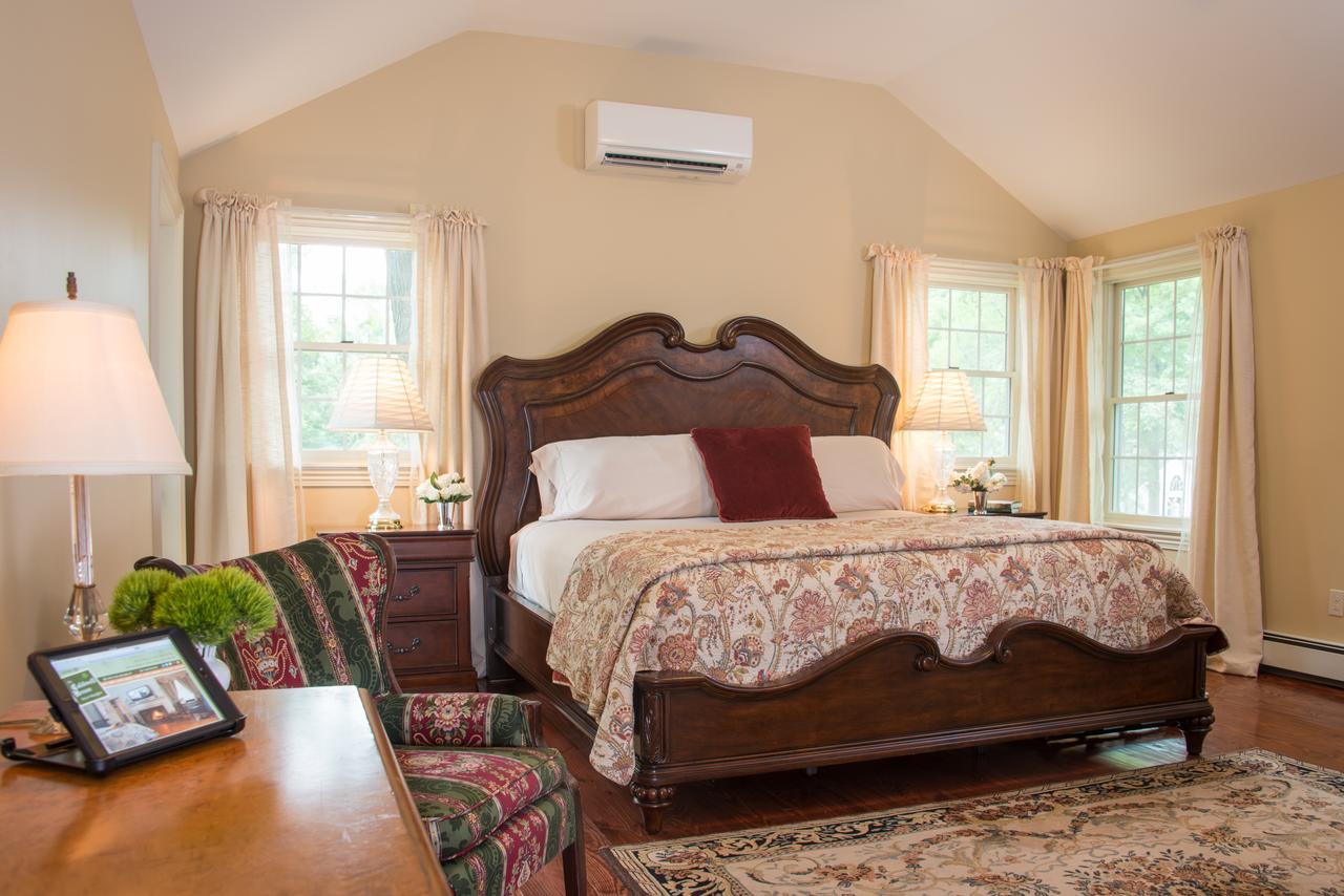 Caldwell House Bed And Breakfast Salisbury Mills ภายนอก รูปภาพ