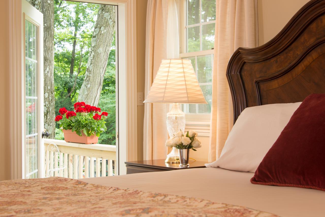Caldwell House Bed And Breakfast Salisbury Mills ภายนอก รูปภาพ