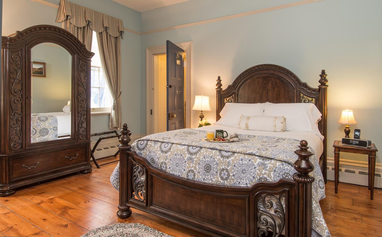 Caldwell House Bed And Breakfast Salisbury Mills ภายนอก รูปภาพ