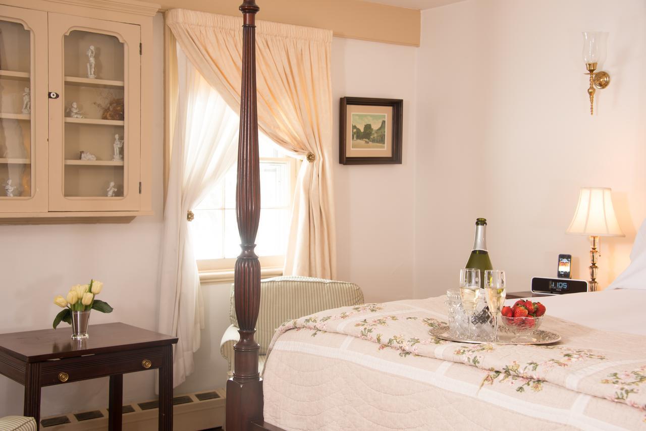 Caldwell House Bed And Breakfast Salisbury Mills ภายนอก รูปภาพ