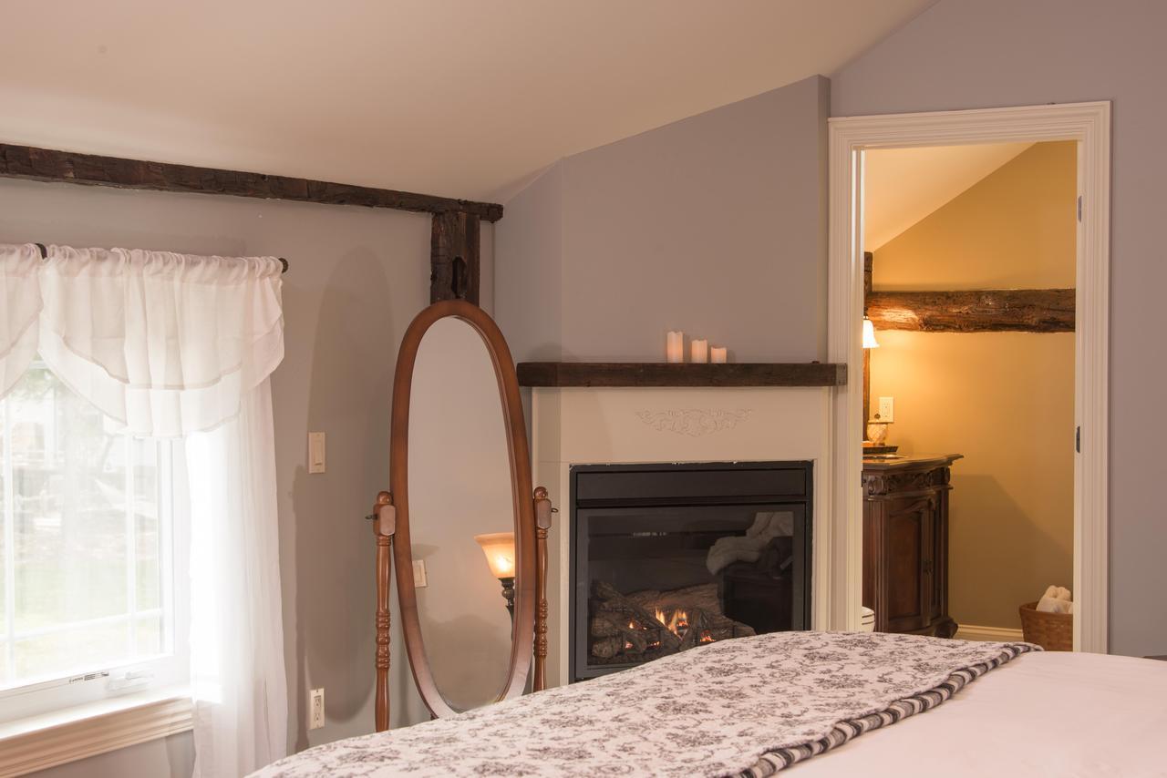 Caldwell House Bed And Breakfast Salisbury Mills ภายนอก รูปภาพ