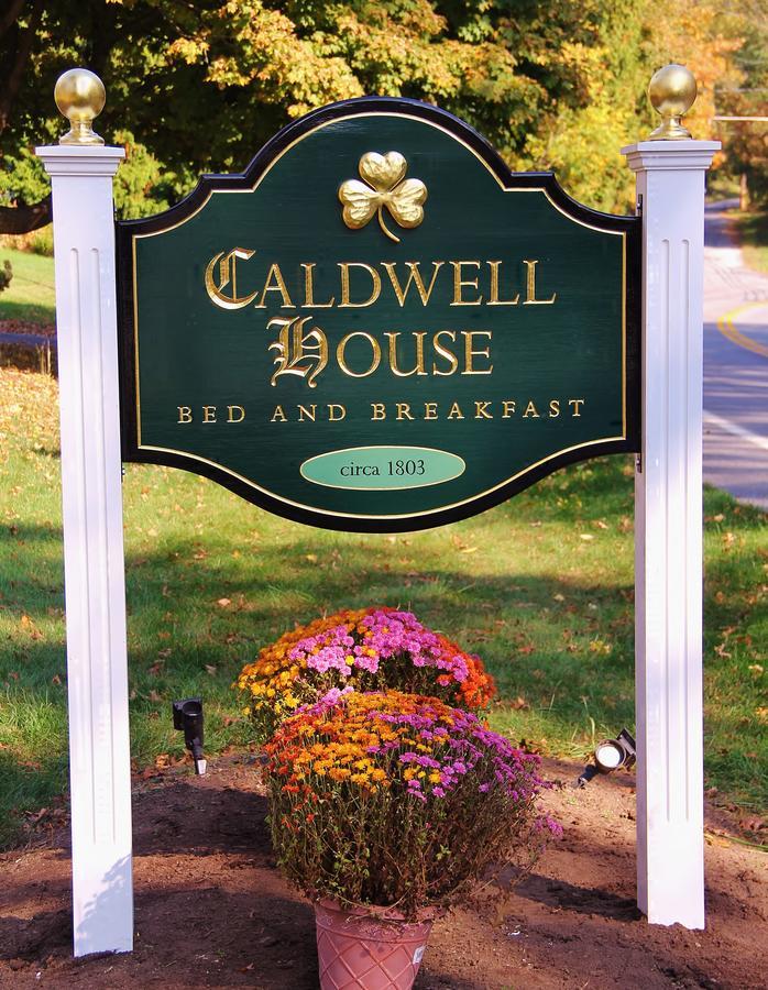 Caldwell House Bed And Breakfast Salisbury Mills ภายนอก รูปภาพ