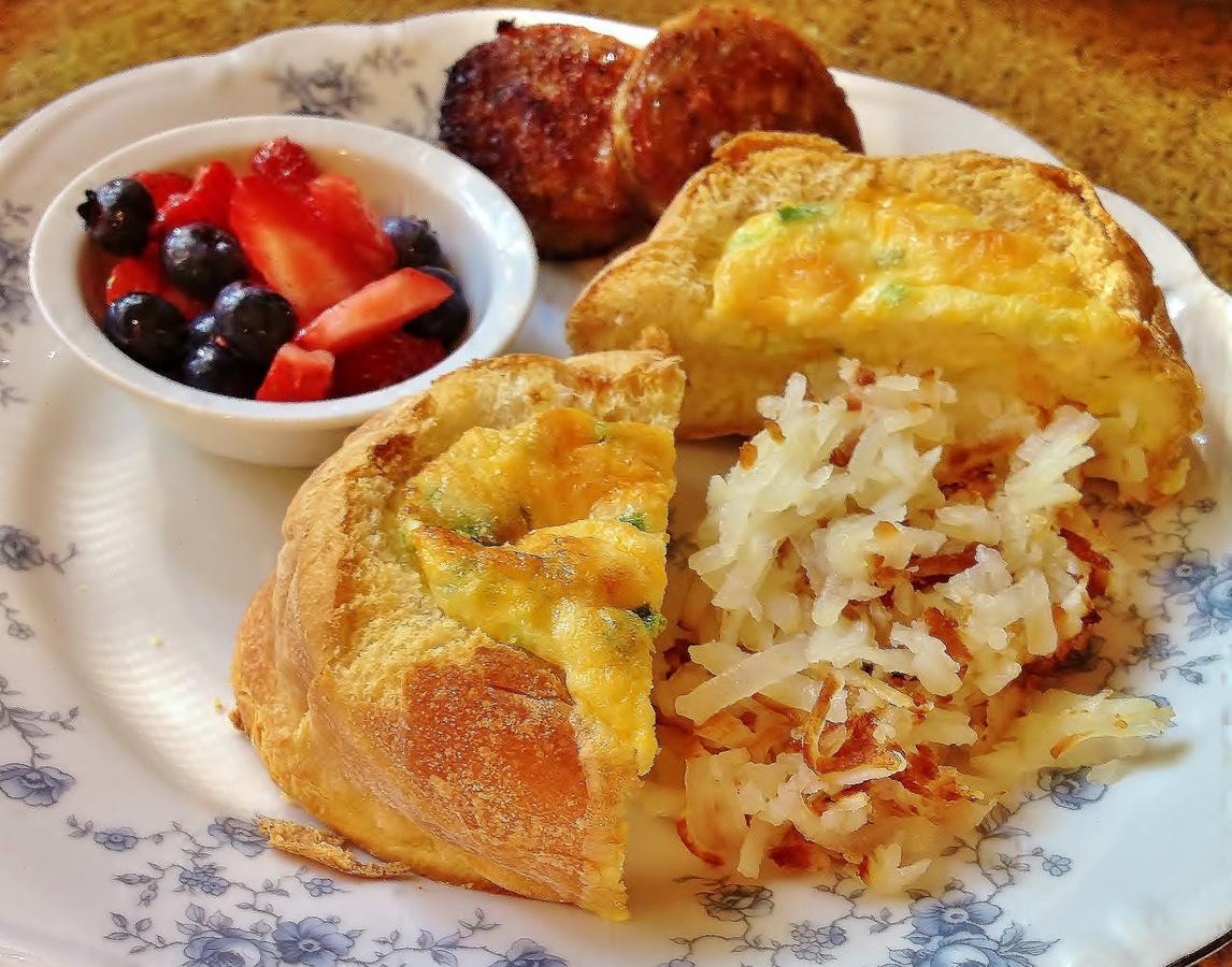 Caldwell House Bed And Breakfast Salisbury Mills ภายนอก รูปภาพ