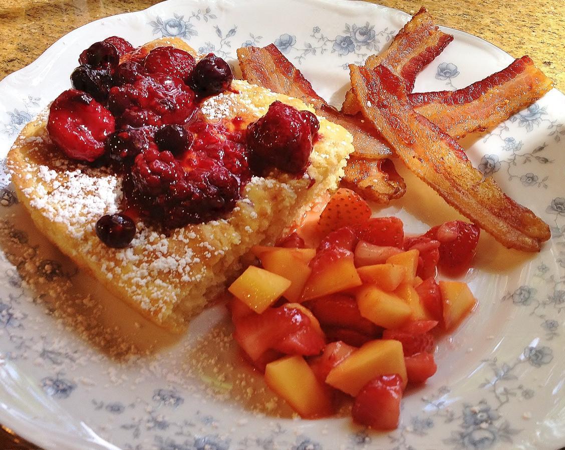 Caldwell House Bed And Breakfast Salisbury Mills ภายนอก รูปภาพ
